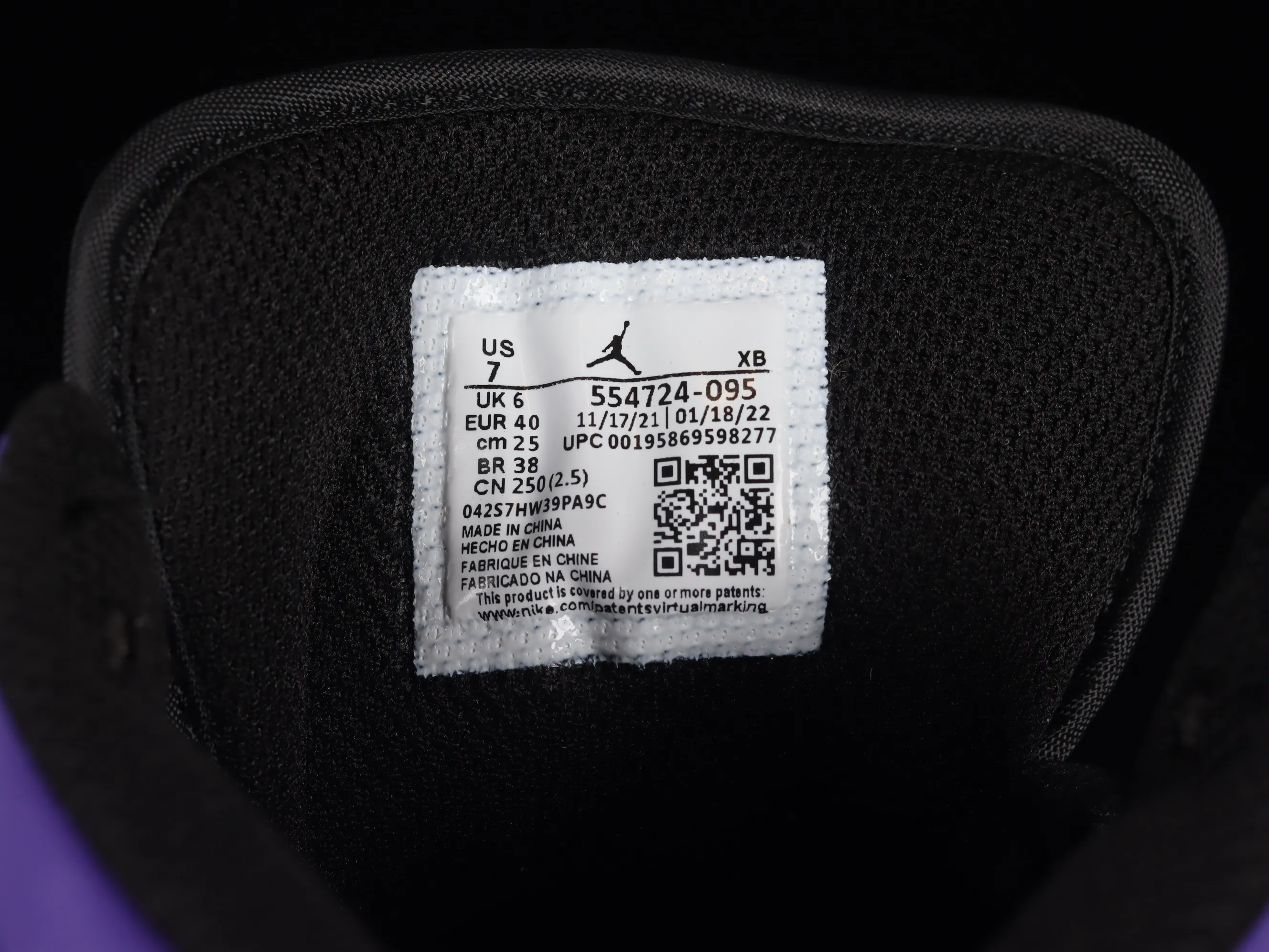 All categories Air Jordan Jordan series basketball shoes Air Jordan 1 Mid Air Jordan 1 Mid AJ1 Joe 1 black and white sports culture basketball shoes 554724-095